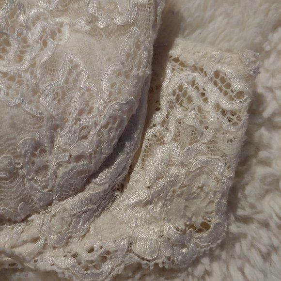 Exilia Ivory Lightly Padded Lace Made in Italy 36A - Picture 11 of 16